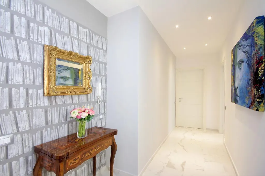 Feriae Latinae Apartment Rome Italy