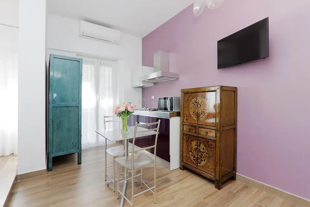 Feriae Latinae Apartment Rome Italy